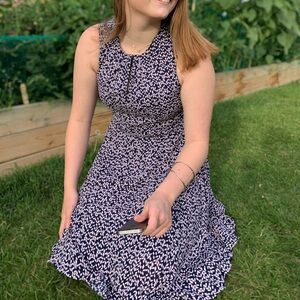 LAST CHANCE! Banana Republic knee length dress sz 6